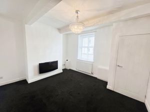 Lounge- click for photo gallery